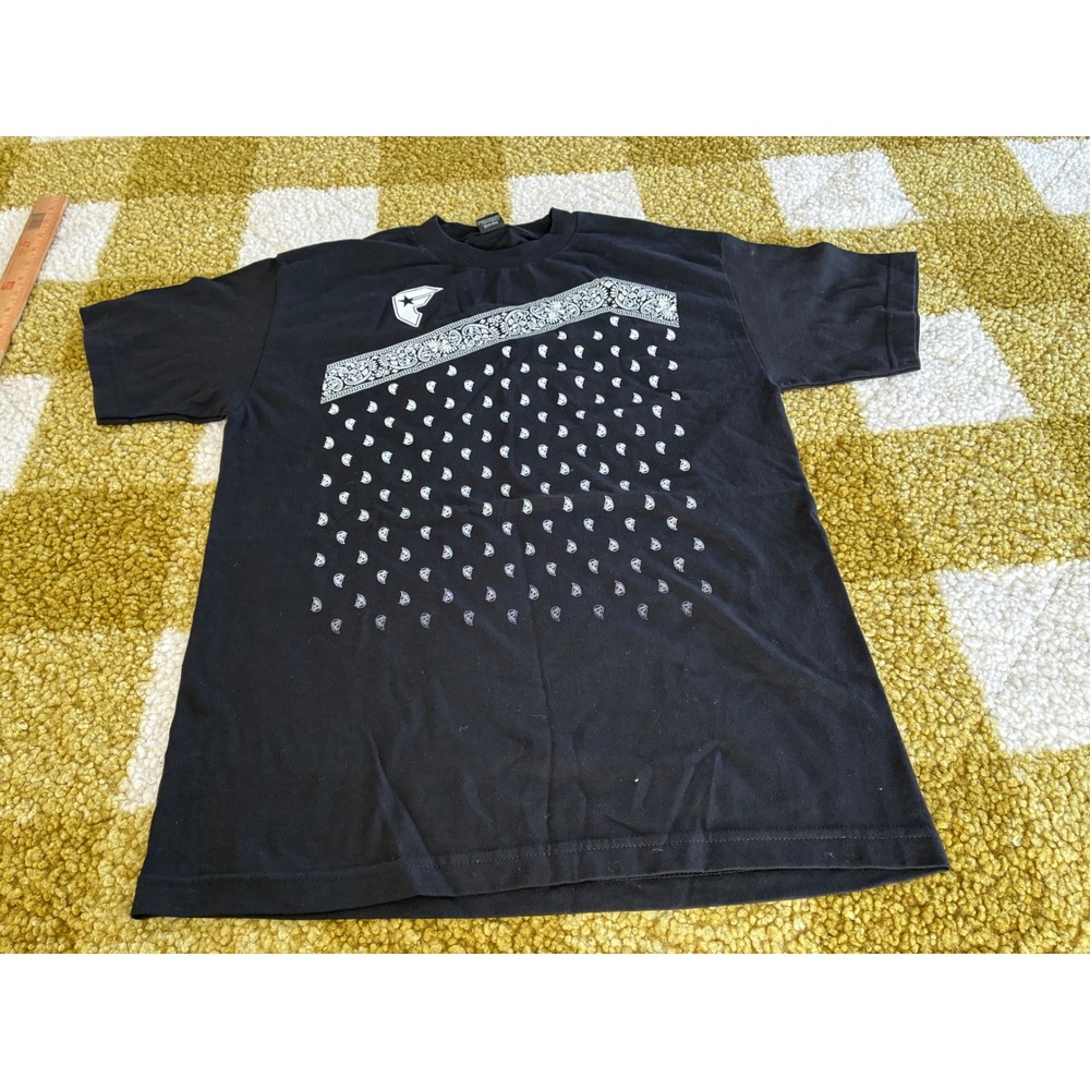 Famous Stars and Straps Mens Black Bandana Graphic T-Shirt Size M Short Sleeve